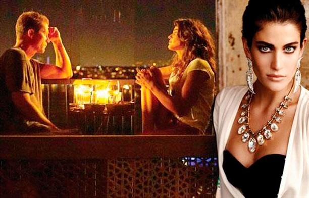 Berrak Tüzünataç: Sevişme sahnesinde kot pantolon giydim