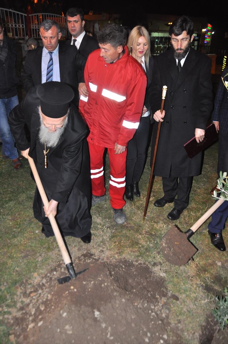Fener Rum Patriği Bartholomeos İzmir'de