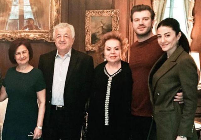 Kıvanç Tatlıtuğ'un düğününe annesi katılmayacak