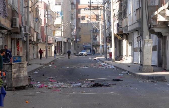 Diyarbakır'da belediye çöpleri toplamıyor