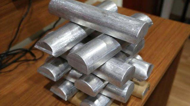 İstanbul'da 13 adet nükleer külçe yakalandı