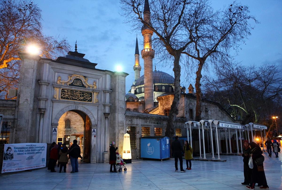 Sultan 2. Abdülhamid Han için mevlit okutuldu