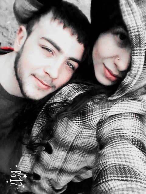 Liseli genç kendisinden ayrılan kız arkadaşını vurdu