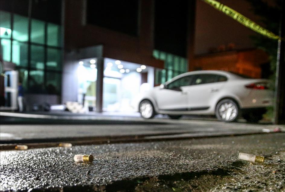 Yeni Şafak ve Yeni Akit gazetelerine eş zamanlı saldırı