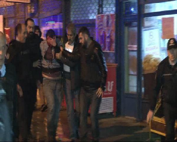 Pendik'te soyguncuyu rehin aldığı kişi yakalattı