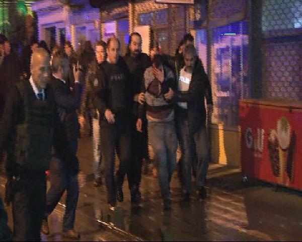 Pendik'te soyguncuyu rehin aldığı kişi yakalattı