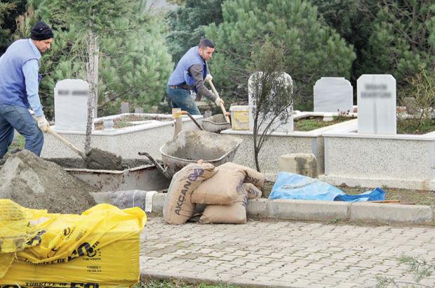 İstanbul'da mezarları 700 güvenlik koruyor