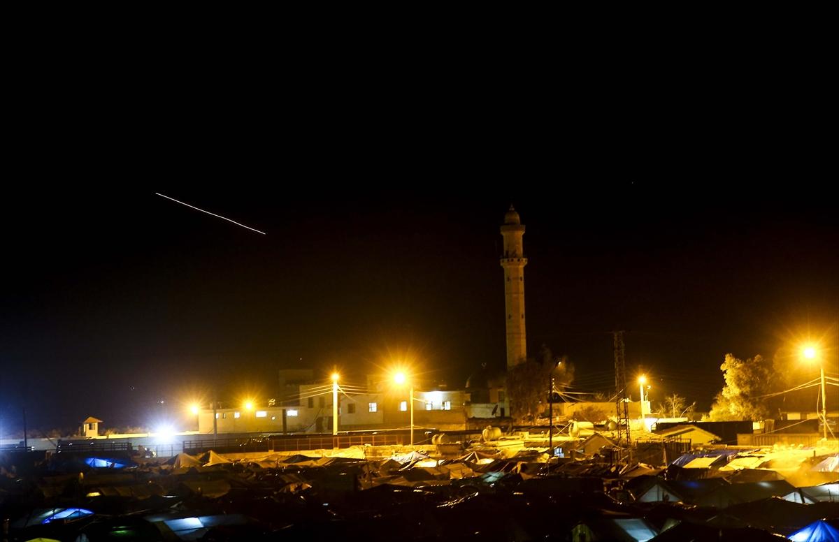 Fırtına obüsleri PYD üslerini yine vurdu