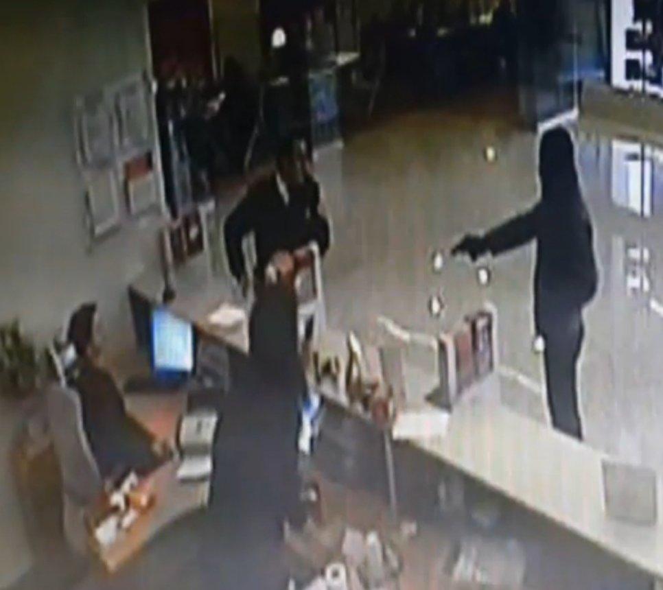 Kahramanmaraş'ta banka soygunu kamerada