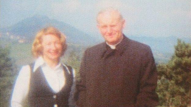 Papa'nın gizli mektupları yasak aşkı ortaya çıkardı