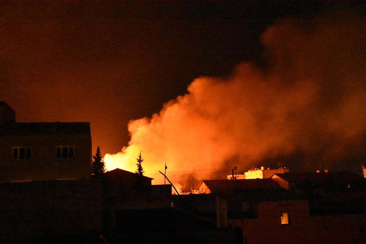 Teröristler itfaiye ekibine ateş açtı