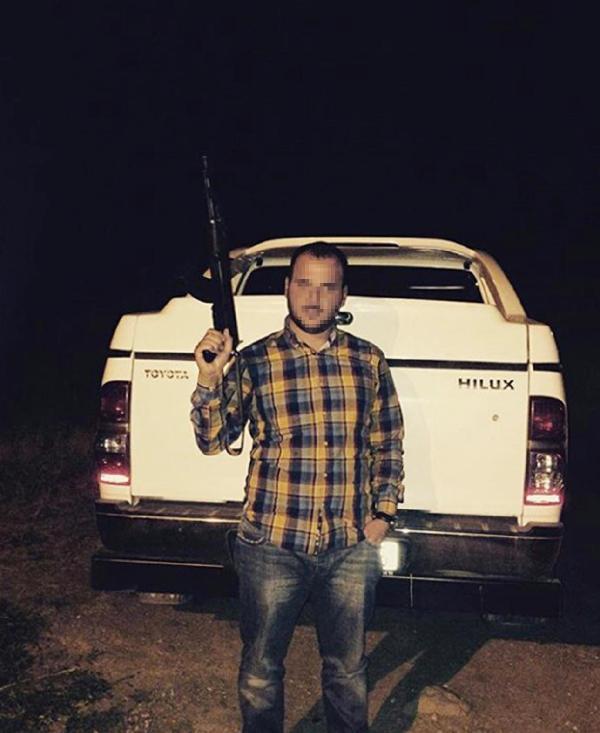 Liseli kıza çıplak fotoğraf şantajı