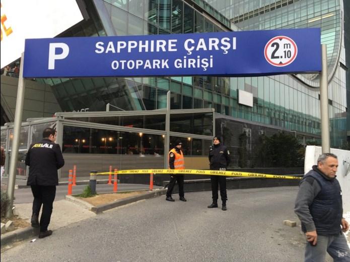 Türkiye'nin en yüksek binasından intihar etti