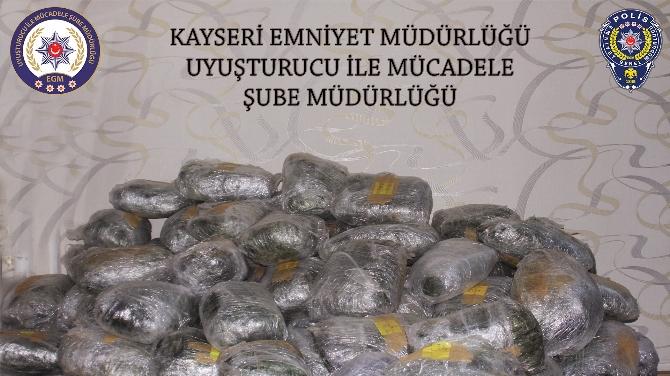 Piyasa değeri 1 milyon liralık uyuşturucu ele geçirildi