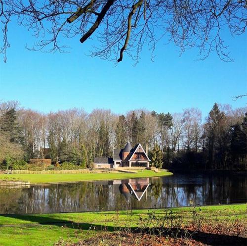 Burcu Kara ile Fırat Parlak evlendi