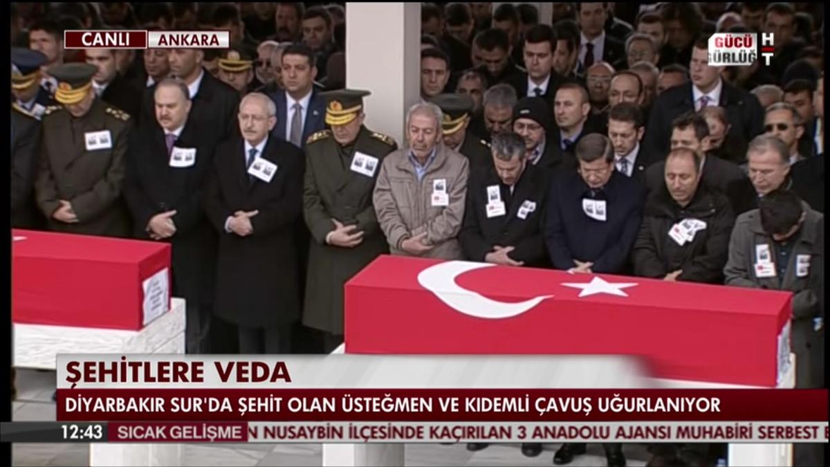 Sur şehitleri için cenaze töreni düzenlendi