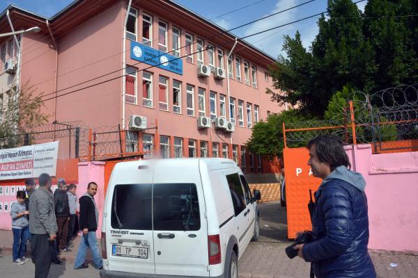 Kayıp olarak aranan hizmetli okul deposunda bulundu