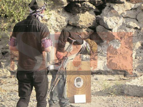 Keskin nişancı eğitiminde Atatürk'e ateş eden PKK'lılar