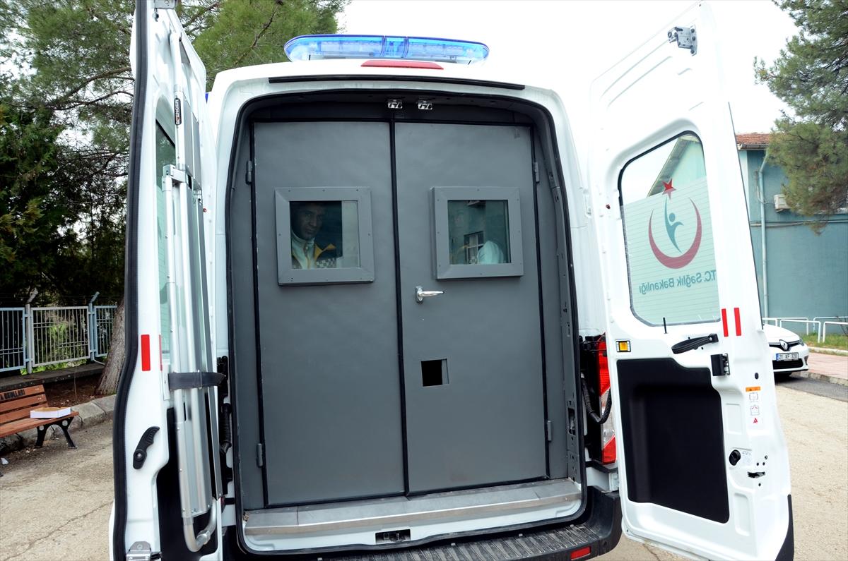 Diyarbakır Sur'a zırhlı ambulans gönderildi