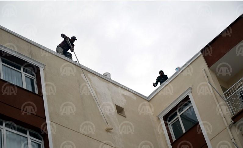 Tokatlı inşaat işçileri korkuttu