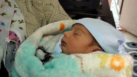 Şehit asker yeni doğan bebeğini bir kez görebildi