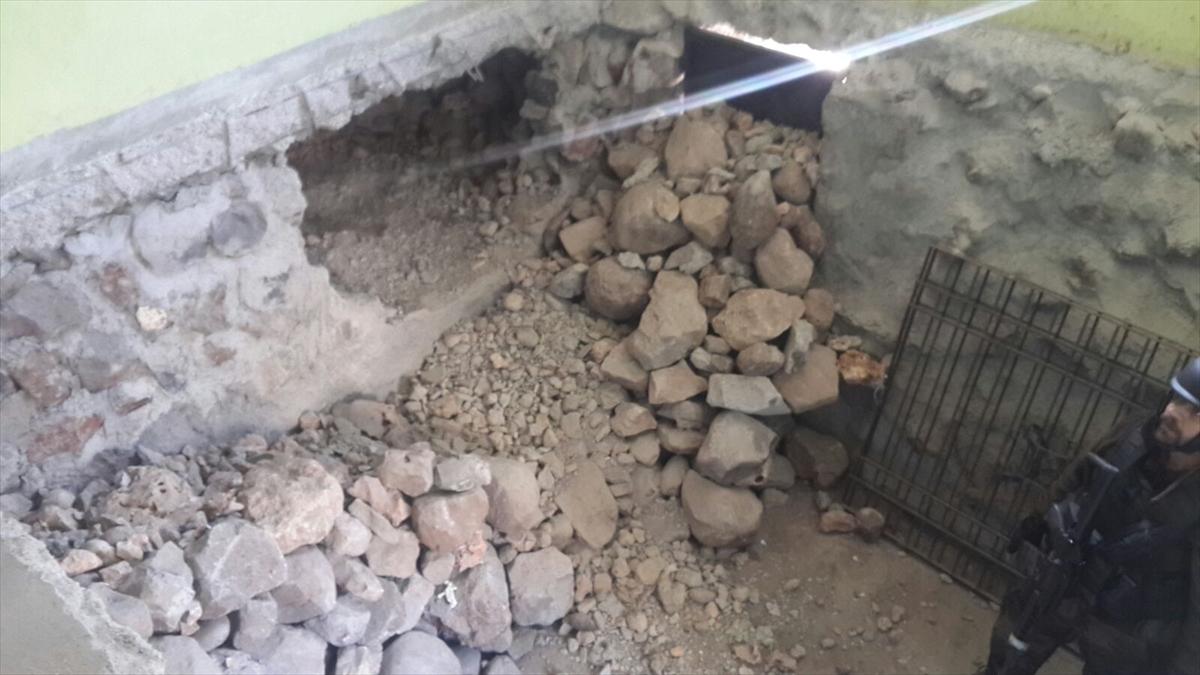 İdil'de patlayıcılar imha edildi - İZLE