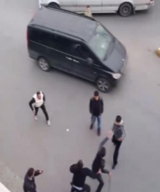 Lüks otomobili çalmak isteyen hırsızlara dayak