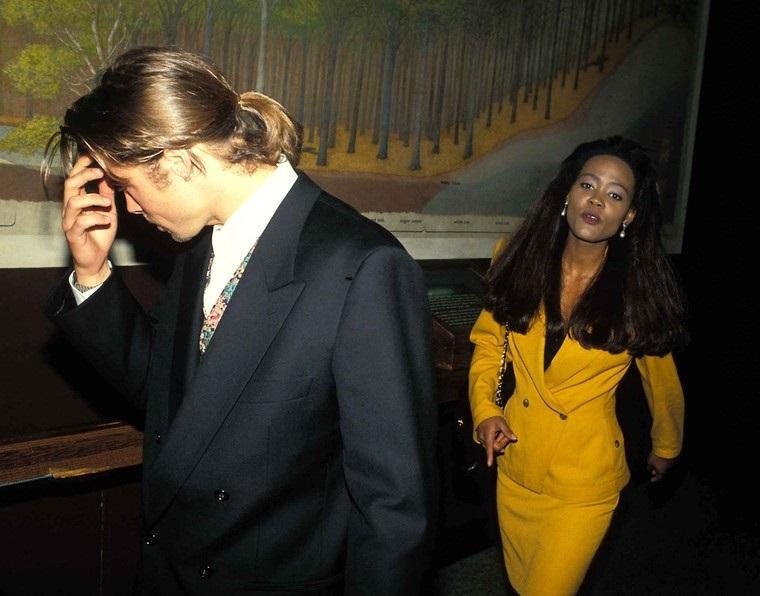 Mike Tyson: Eşimi Brad Pitt'le bastım