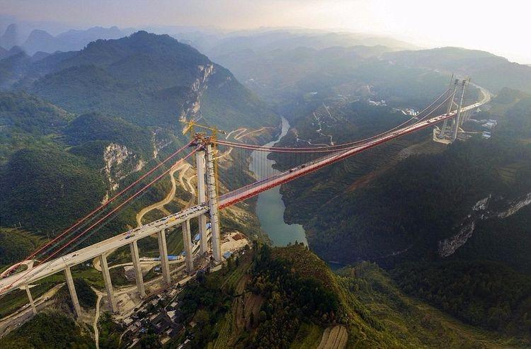 Çin'de 218 milyon euroluk köprü inşa edildi