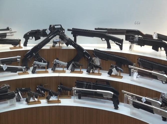 Eylemlere silah temin eden şebekeye operasyon