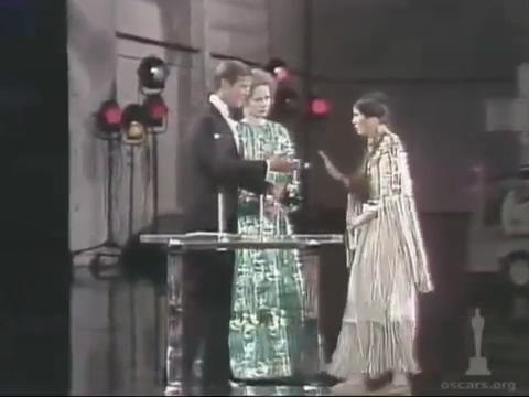 Marlon Brando'dan Oscar'a en Baba protesto İZLE