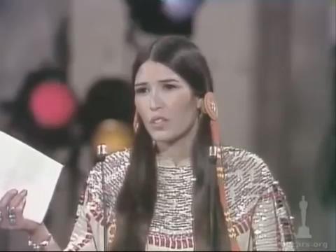 Marlon Brando'dan Oscar'a en Baba protesto İZLE