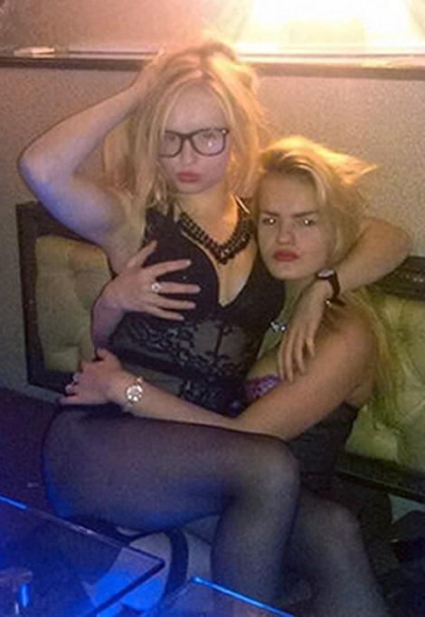 Rus model, kız kardeşini vahşice öldürdü