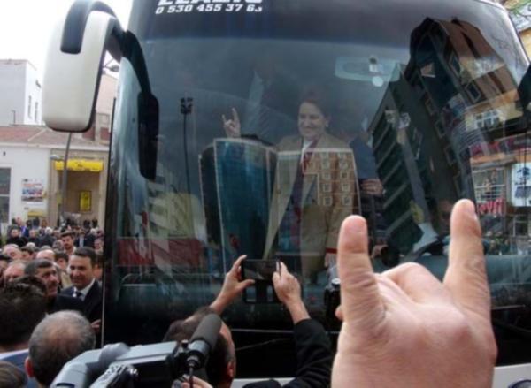 Meral Akşener'den gövde gösterisi