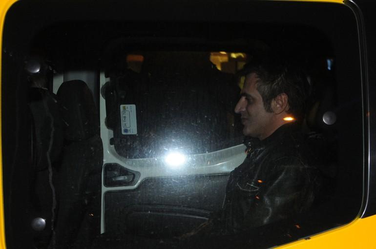 Teoman yine  çapkınlıkta