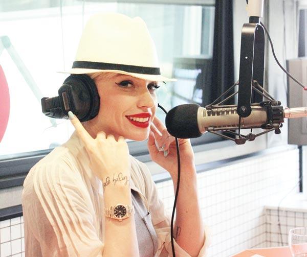 Ozan Çolakoğlu Gülşen'i ailesinden istedi