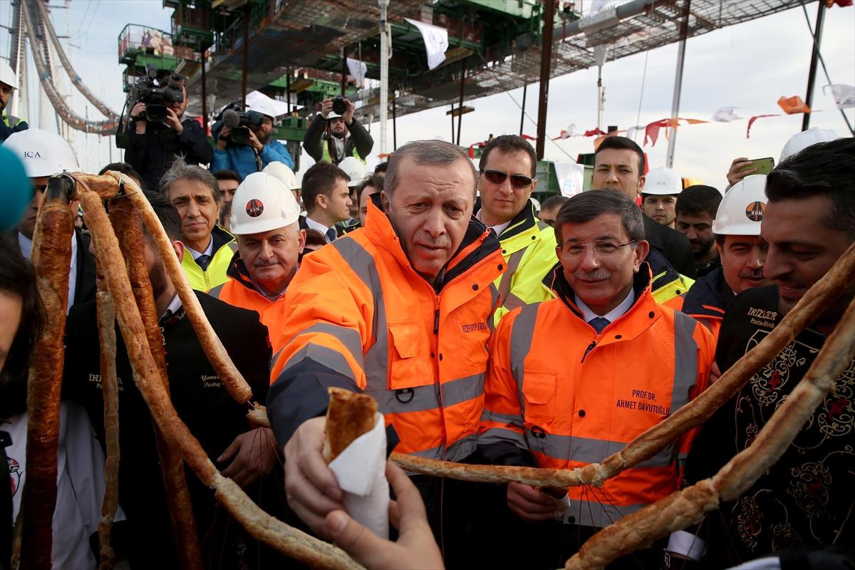 Yavuz Sultan Selim Köprüsü'nün böreği yapıldı