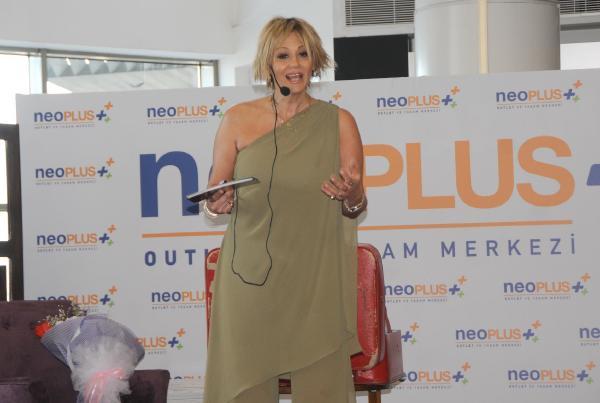 Ayşe Arman: Şeriat kaldırıldı kadınlar baskıdan kurtuldu