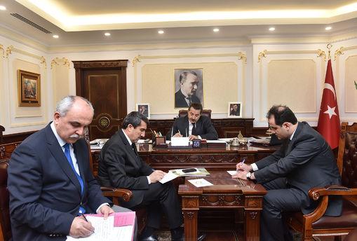 Faruk Çelik twitter'den cep numarası paylaştı