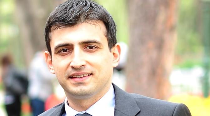 Selçuk Bayraktar kimdir