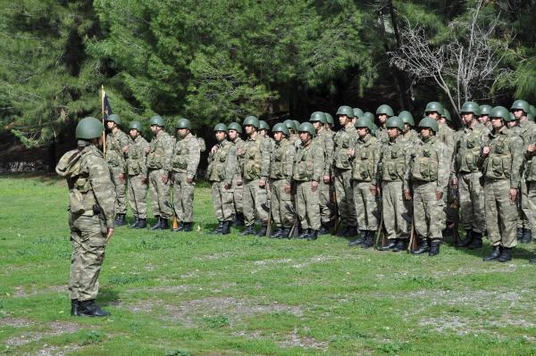 TSK'nın gözbebeği: Özlem Üsteğmen