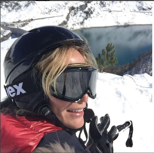 Bade İşçil eşiyle barıştı