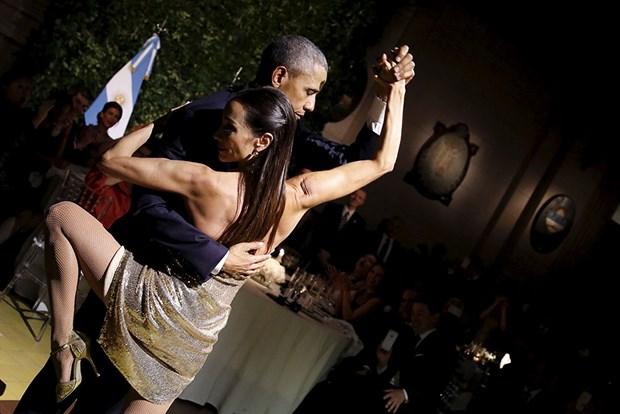 ABD Başkanı Obama tango yaptı