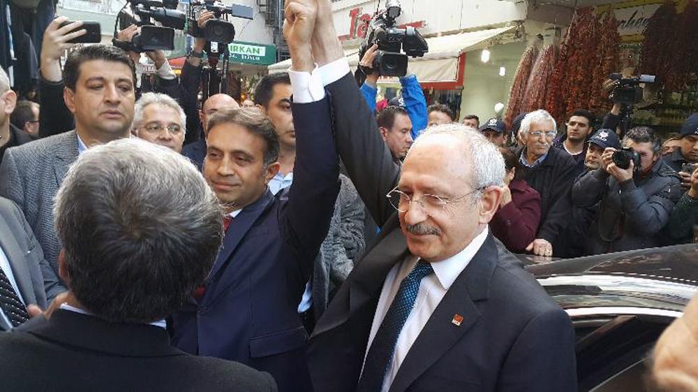 Kılıçdaroğlu saldırıya uğrayan CHP'liyi ziyaret etti