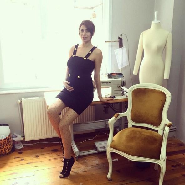 Ebru Şancı ikiz bebeklerinden birini kaybetti