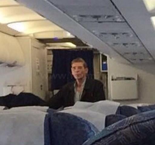 Mısır'da yolcu uçağı kaçırıldı