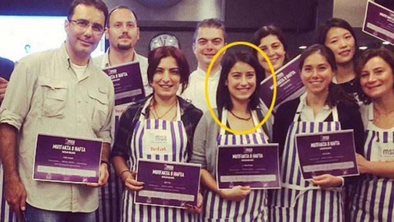 Hazal Kaya aşçılık eğitimi almaya başladı
