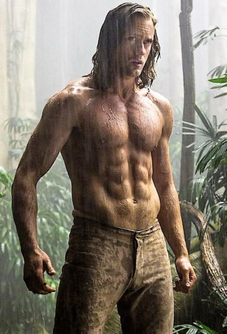 Margot Robbie sevişme sahnesinde rol arkadaşını sakatladı