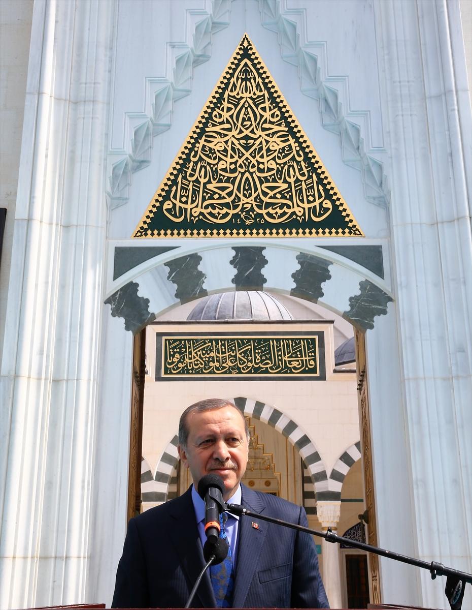 Erdoğan ABD'nin en büyük külliyesinin açılışını yaptı