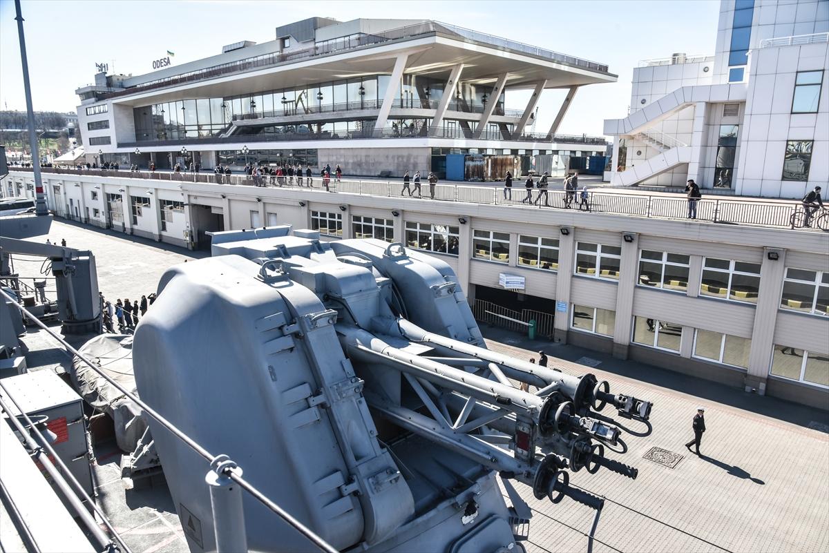 Türk savaş gemileri Odessa'da